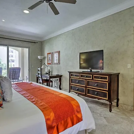 Villa La Estancia Condo Pools, Hot Tub, And Balcony