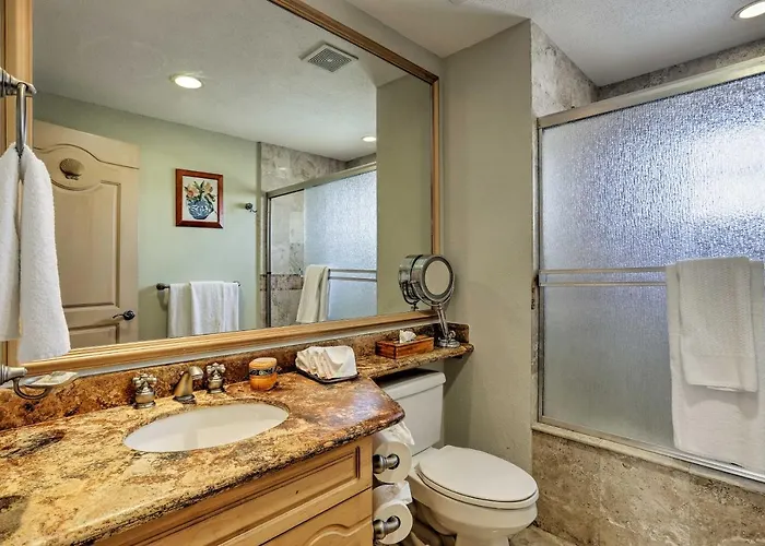 La Condo: Pools, Hot Tub, & Balcony Сasa de vacaciones